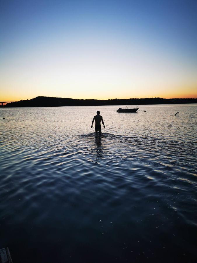 Surfviken Glamping And B&B Stenungsund Bagian luar foto